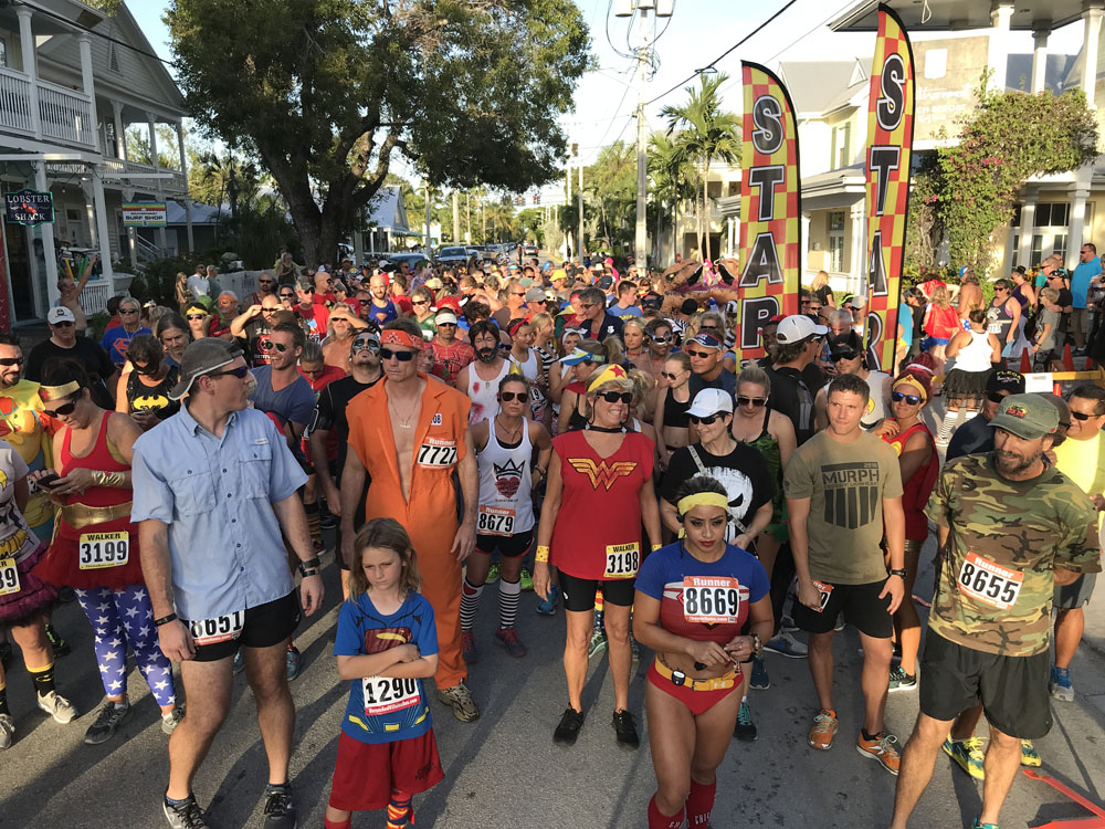 Heroes and Villains 5K 2018 photo - Duval Street, Key West